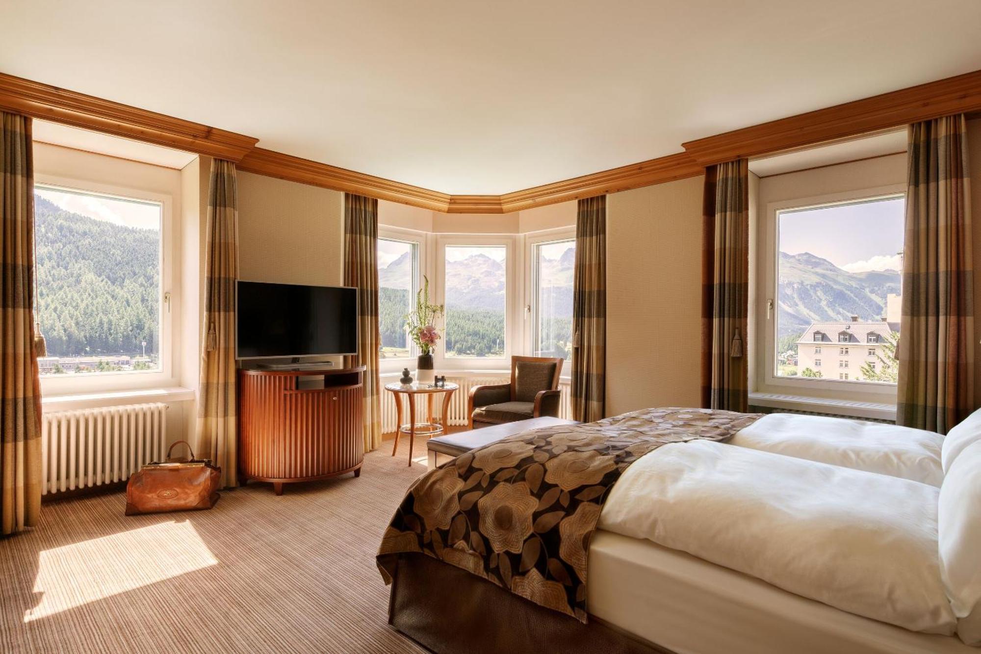 Grand Hotel Kronenhof Pontresina Exterior photo
